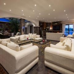 Villa in Ibiza with Sea Views and Pool