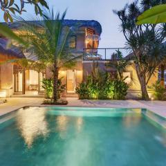 Tropical 3BR Villa Private Pool in Jimbaran