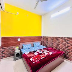 shri radha ji guest House