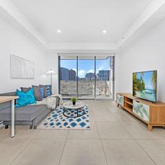 Convenient 1BR Apt near Airport & City