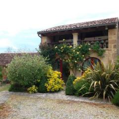 Gîte Confortable à Saint-Sulpice-d'Excideuil avec Internet - FR-1-616-533