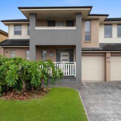 Beach Break Hideaway - Light, Space & Stroll-to-Sand Convenience