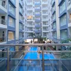 La Grande Residence - 1-206 - Apartment with Balcony and Pool View