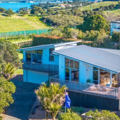 Oneroa Vines and Views- Stay Waiheke