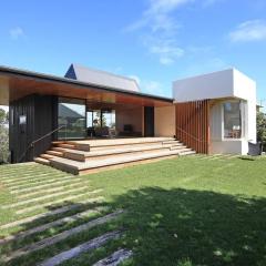 Number Five - Stay Waiheke
