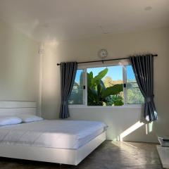 Mountain view Villa Private Tropical Garden