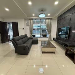 峇株巴辖皇子城现代简约风格民宿