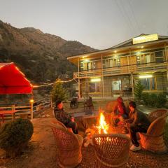 Rivertouch Tirthan Cafe and Stay