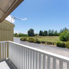 Trailside Escape - Lake Taupo Holiday Home