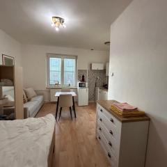 Bílý klid nově zrekonstruované studio