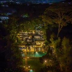 Ocean Beachfront Luxury Design Villa @ Lovina - Villa Ibiza Bali