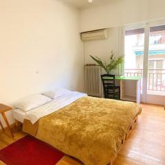 Sunny room in the heart of the city