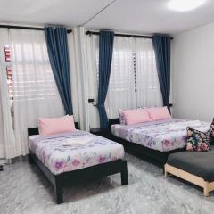 Garden House Rice Field and Mountain View