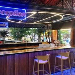 Summer Club2 Hostel and Cafe Aonang