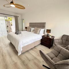 55 Albatross Guesthouse