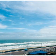 The BS INFINITY POOL