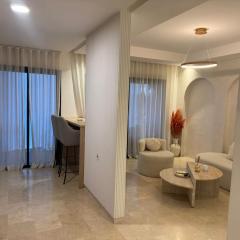 Luxury Noria Apartment - Pool - Security - airport