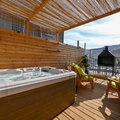 דירת נופש אלמוג- דירת 2 חדרי שינה עם ג'קוזי ספא בטבריה