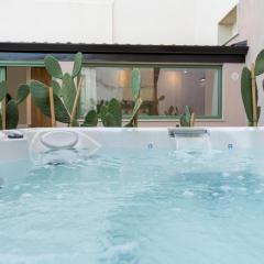 Vicolo Trigona con terrazza e jacuzzi riscaldata