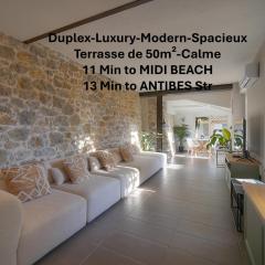 DUPLEX 3 chambres Terrasse et STUDIO 1 Chambre A4B026