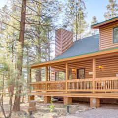 2 Mi to Fool Hollow Lake Wooded Cabin with Fire Pit