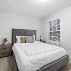 Trendy 2BR2BA Highland Park Escape