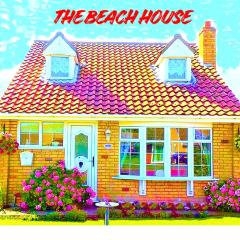 The Beach House! Just Steps from the Beach & Attractions - Perfect for Couples & Family Stays with Private Parking, Large Garden & Fast Free WiFi - The Perfect Seaside Getaway to Sutton on Sea