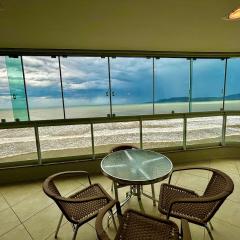 Apto c/ varanda gourmet à beira-mar RKR0502