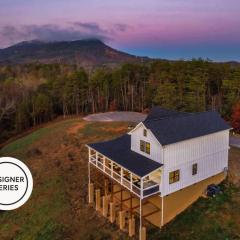 New Secluded Farmhouse Cabin With Games & HotTub