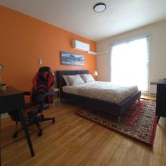 Special Stays! Ultimate Destination for Montreal & West Island with Fast Wi-Fi