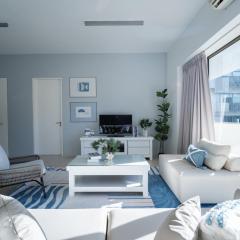 By The Sea Haven 2BR 6pax