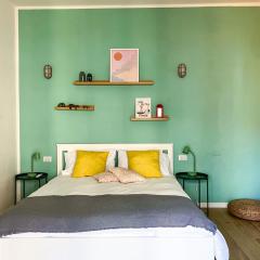 New Studio 150m from the tram