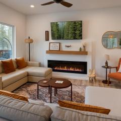 Brand New Cabin with Fire Pit & Outdoor Projector