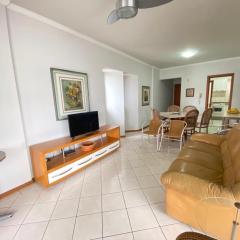 Apto na Quadra do mar • Confortável • Andar alto