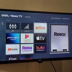 FULL KITCHEN 13min from DTOWN Room B