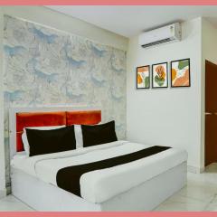 Hotel Rajsarovar Residency