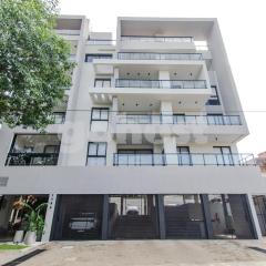 Cozy apartment close to Shopping del Sol