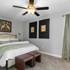 The Stark House - End-Unit Townhome - Pet Friendly