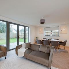 New Modern 5BR Family Retreat Near Coast & Forest