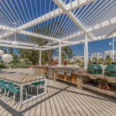 Marbella Lane Chic Stay In Prime Irvine Area