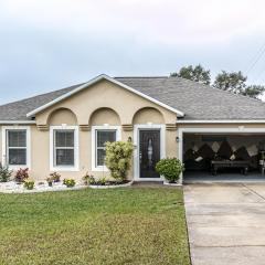 Luxury Boho Getaway Experience W Pool Table