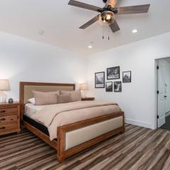 Ryann Suite at The Four Daughters Inn