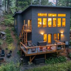 Peaceful Treehouse-Style Stay with Sauna Fire Pit Forest Views Near the Coast The Treehouse by AvantStay