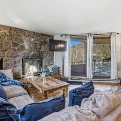 2BR Escape for 6 Overlooking Marina & Lake Dillon