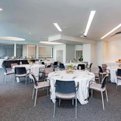 BreakFree on Cashel, an Accor Hotel