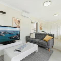 Bright 2BR North Ryde Near Metro & Macquarie