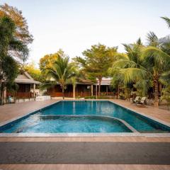 บ้านกูรูรีสอร์ท