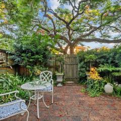 Charming 2 Bed Terrace in Prestigious Ascot