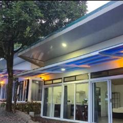 Pino Lodge, Río Celeste