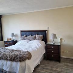 Amplio Departamento Las Condes